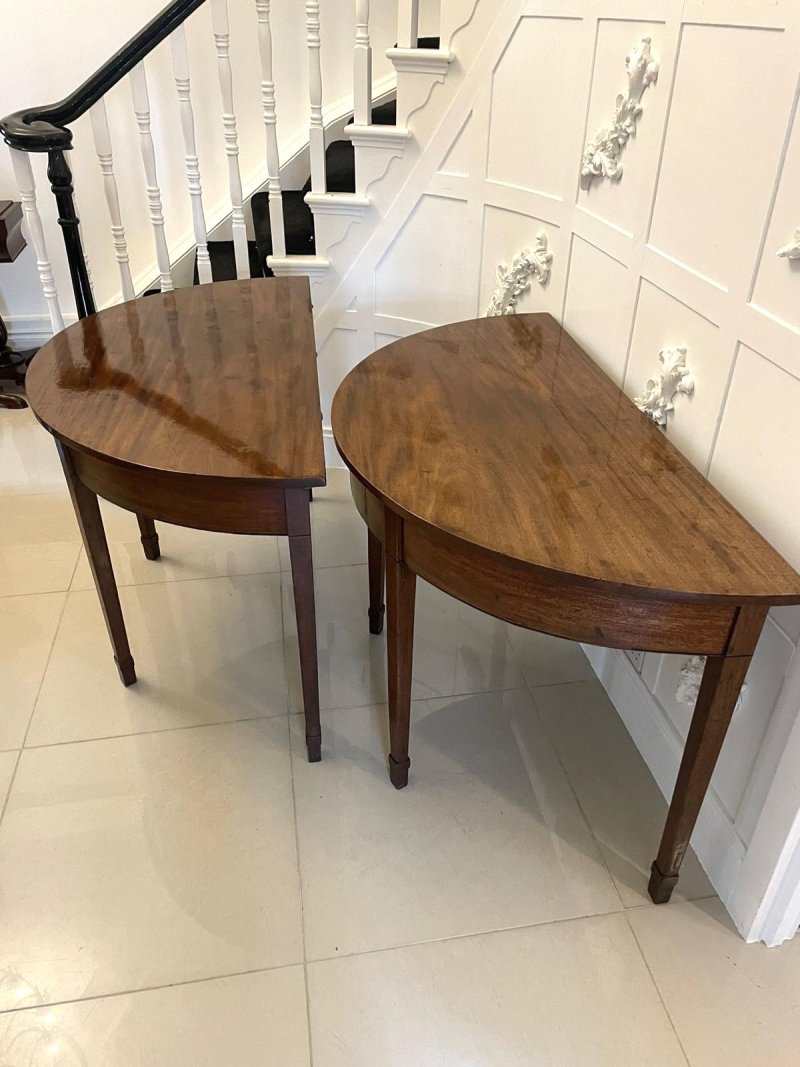 Large pair of Antique George III Quality  Mahogany Demi Lune Console Tables - Image 5